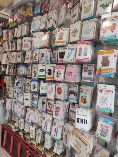 عکس تم تولد و بادکنک آرایی تی تی