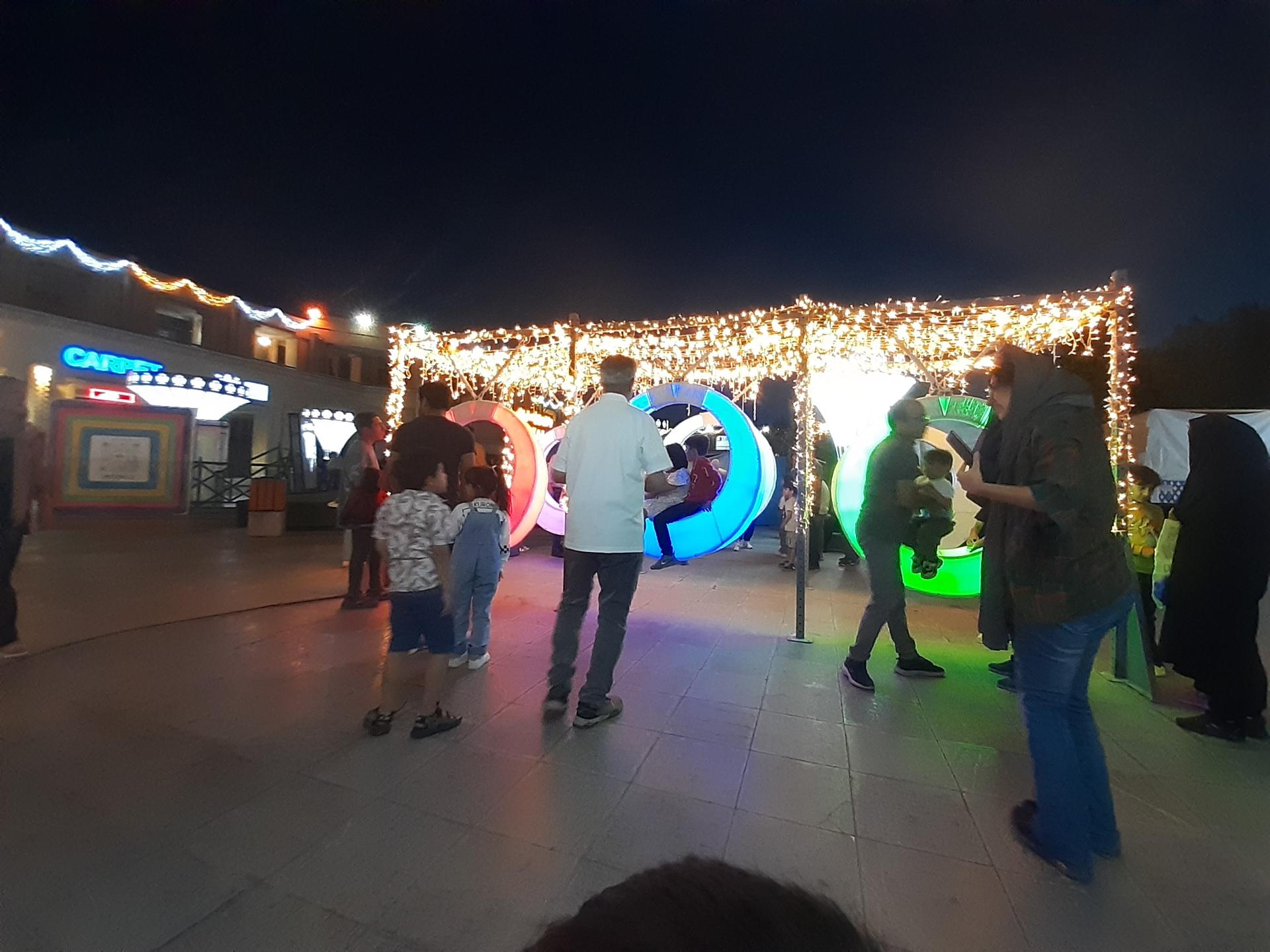 عکس بازیکده نور