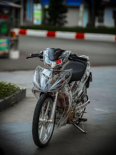 عکس مستر موتور کیلینیک