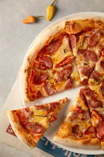 عکس خانه پیتزای نویان 