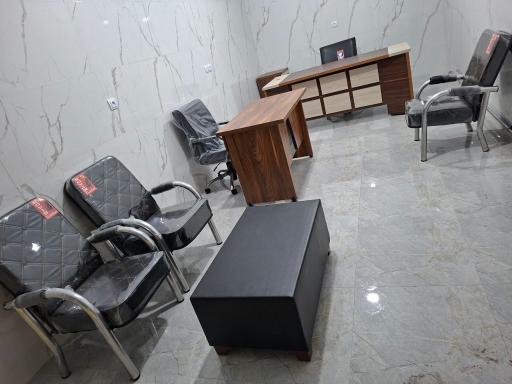 عکس دفتر فنی مهندسی گیوی 