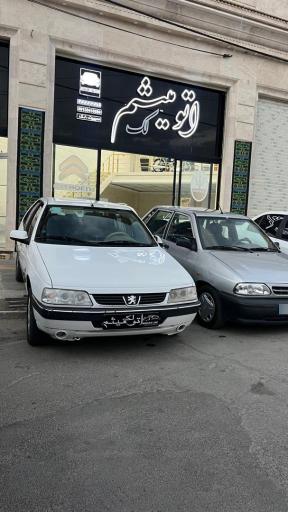 عکس نمایشگاه اتومبیل میثم لک