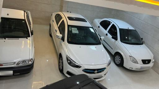 عکس نمایشگاه اتومبیل میثم لک