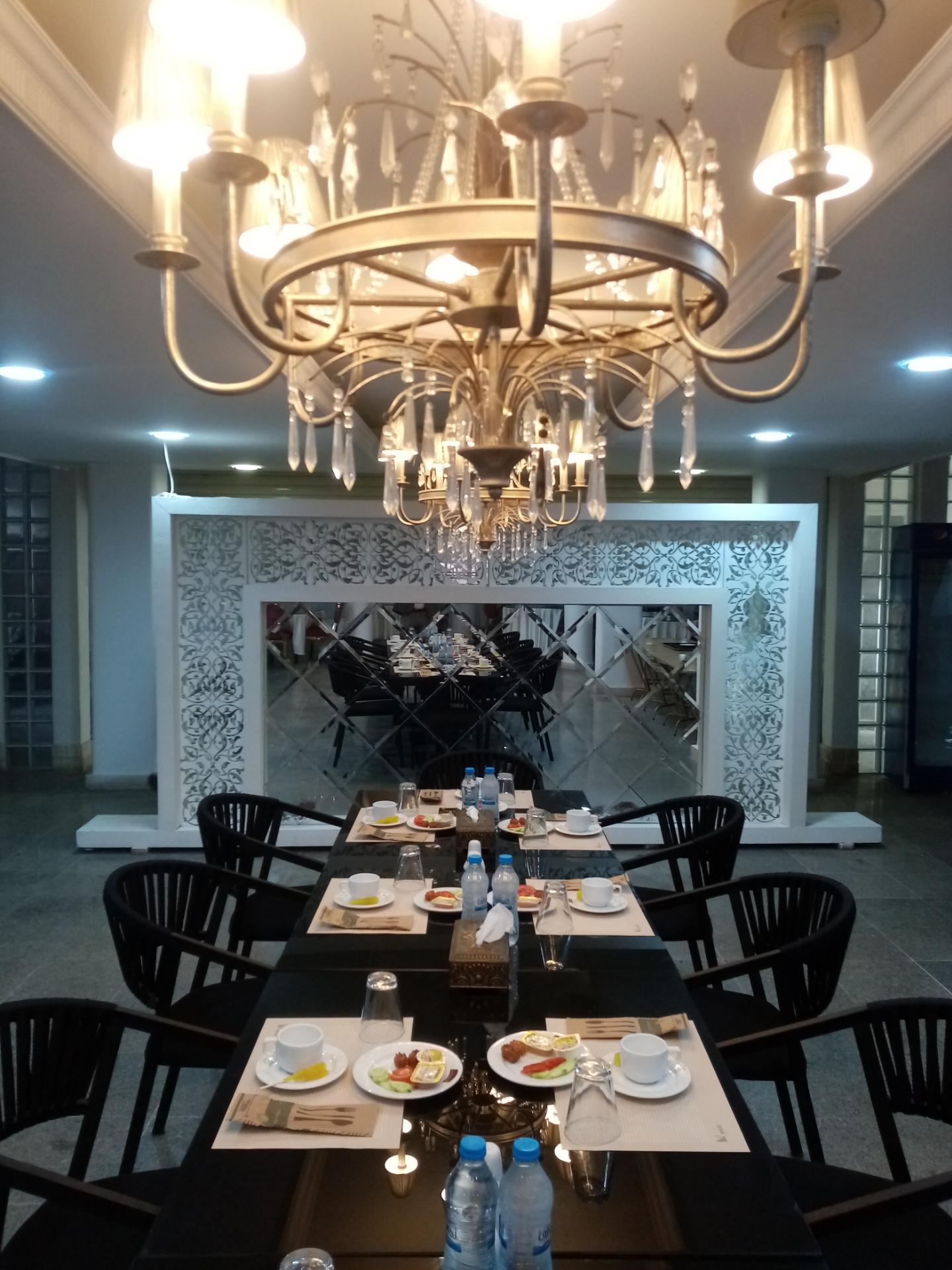 عکس رستوران ایرانی ملک 