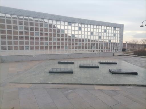 عکس یادمان شهدای گمنام شهر مراغه