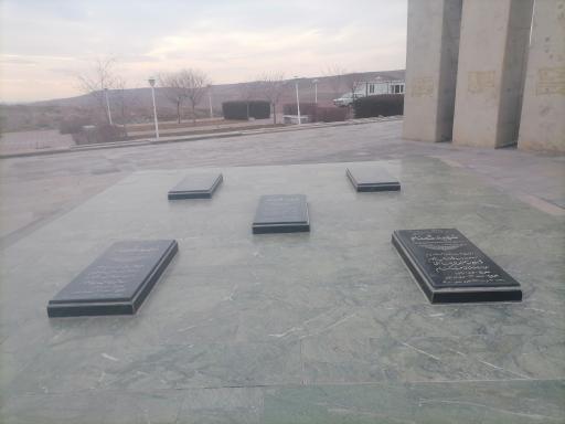 عکس یادمان شهدای گمنام شهر مراغه