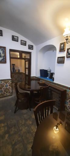 عکس کافه کتاب دارالخلافه