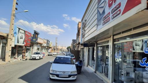 عکس بازار بزرگ کاشی و سرامیک نصیر شهر