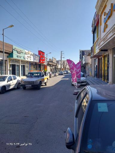 عکس بازار بزرگ کاشی و سرامیک نصیر شهر