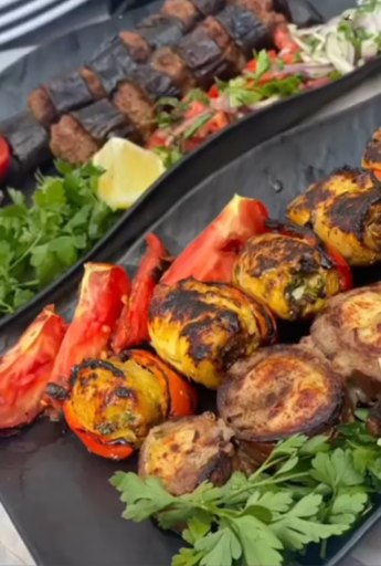 رستوران طومار