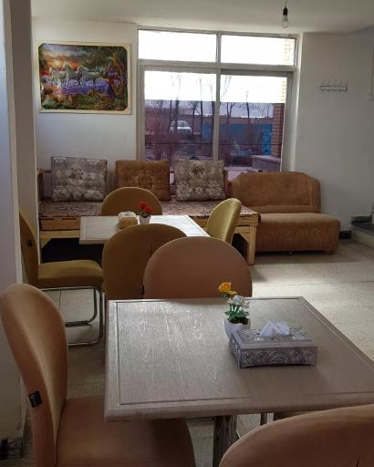 عکس کافه باغ بلوط