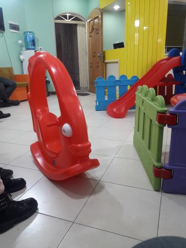 عکس مطب دکتر مزدارانی متخصص اطفال