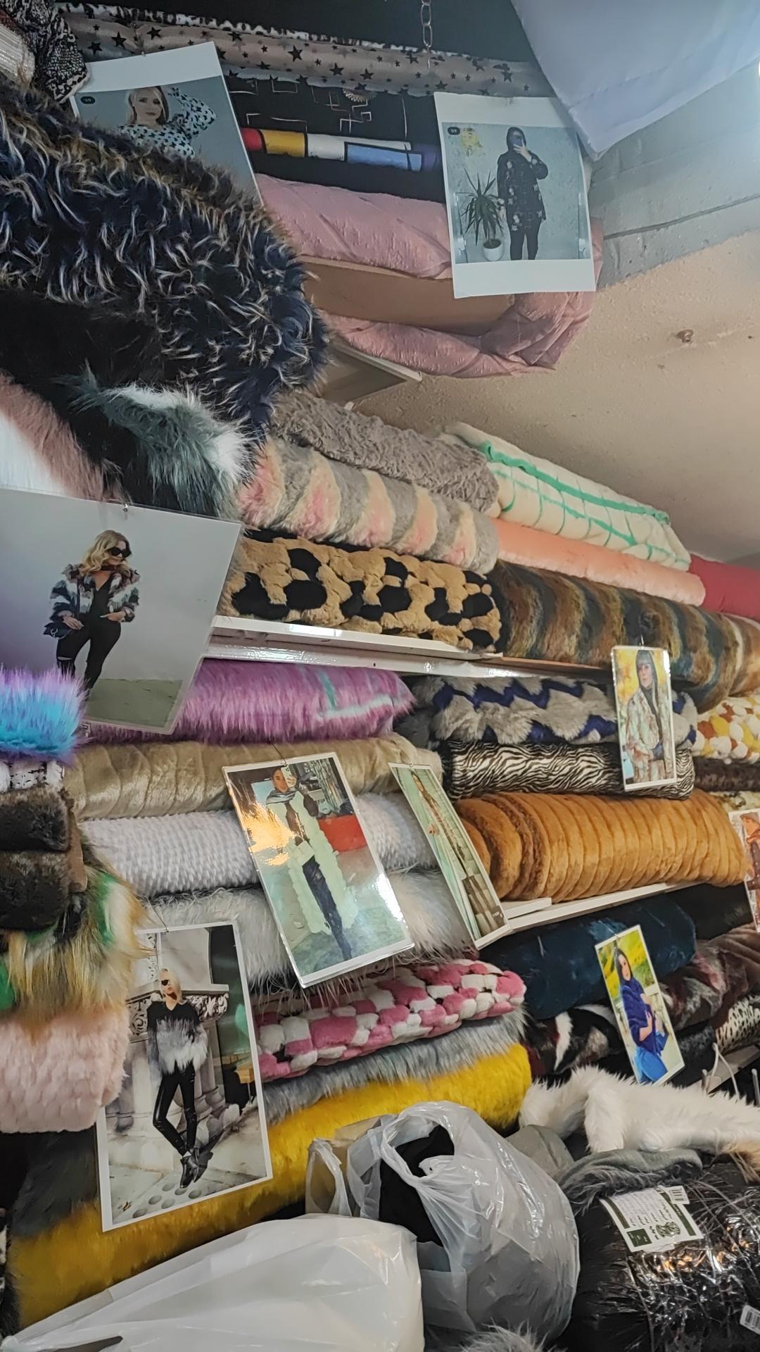 عکس پارچه سرای پاینده