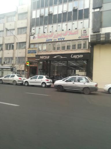 عکس نمایشگاه اتومبیل هیرسا