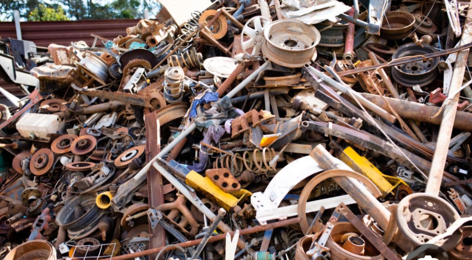 عکس کارگاه ضایعاتی سالار بهمنی