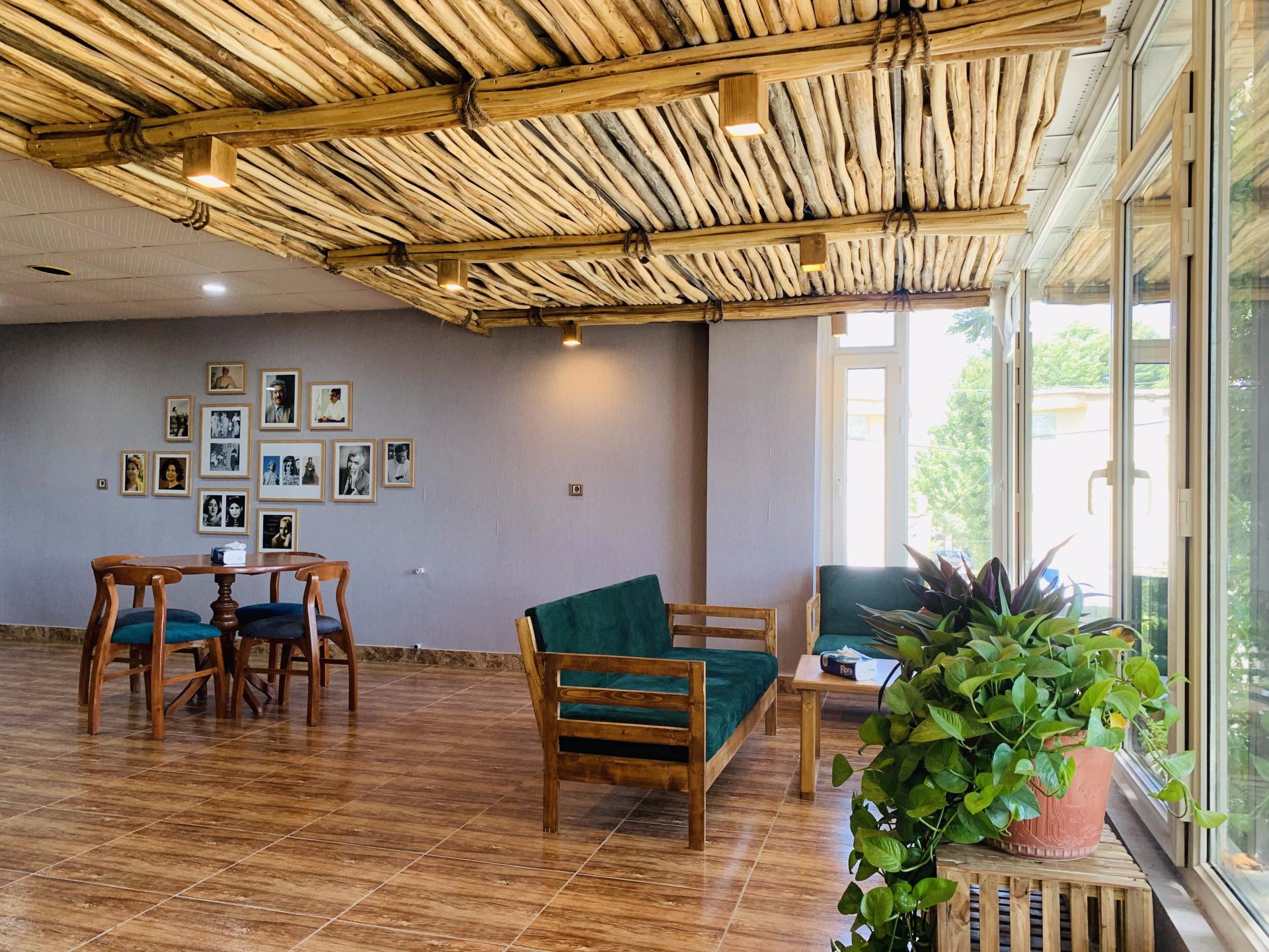 عکس کافه وینا