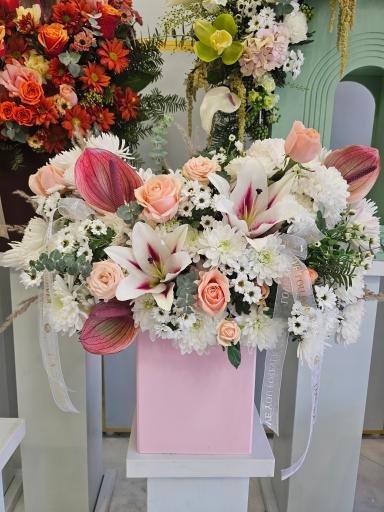 عکس گل فروشی گلاریس