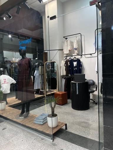 عکس بوتیک لیوراما استور