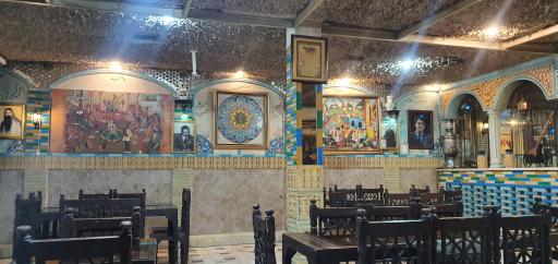عکس رستوران سنتی سرداب