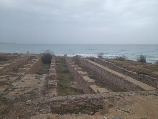 عکس گورستان صخره‌ای سیراف