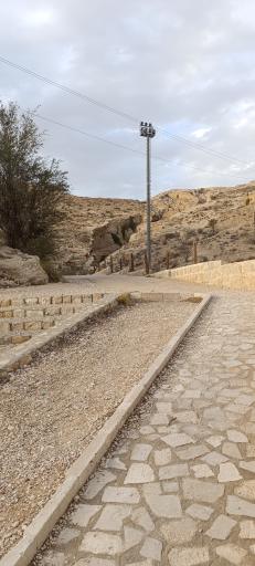 عکس گورستان صخره‌ای سیراف