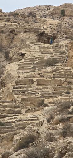 عکس گورستان صخره‌ای سیراف