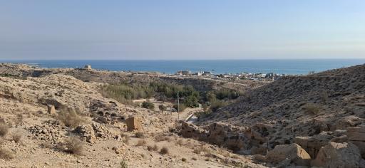 عکس گورستان صخره‌ای سیراف