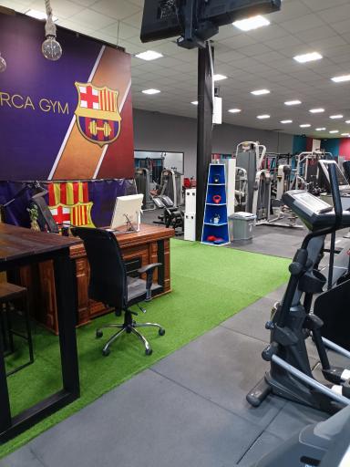 عکس باشگاه بدنسازی بارسا 