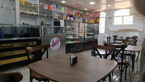 عکس کافه قنادی بیروت