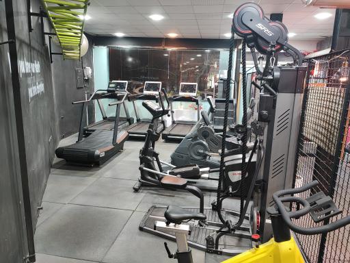 عکس باشگاه بدنسازی بارسا 