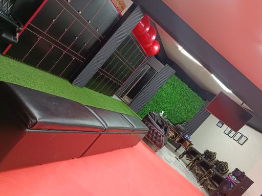 عکس باشگاه ردلاین