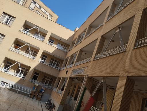 عکس مدرسه علمیه آیت الله حائری یزدی