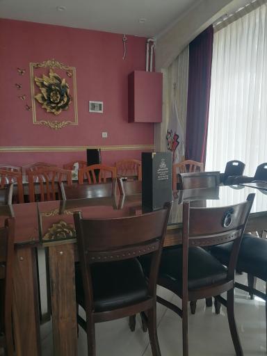 عکس رستوران جوجه طلایی 