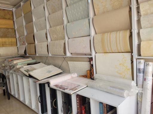 عکس پخش کاغذ دیواری فاضلی