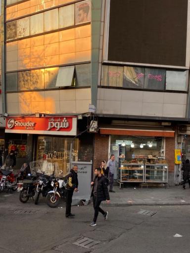 عکس فروشگاه مرزوقی (شودر و کی دبلیو سی)