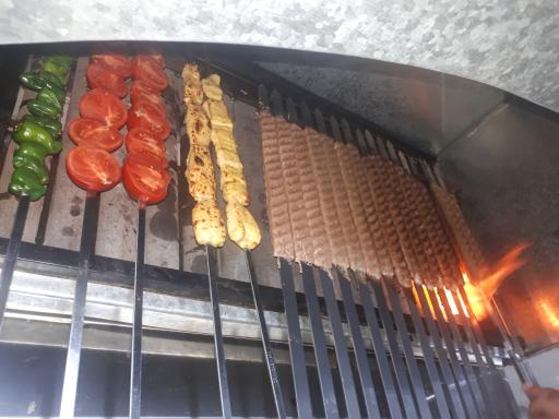 عکس رستوران یزدا 