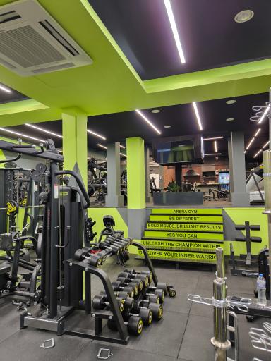 باشگاه بدنسازی آرنا