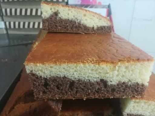 عکس کیک و کلوچه پزی مهدیار