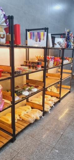 عکس نان و شیرینی گاتا