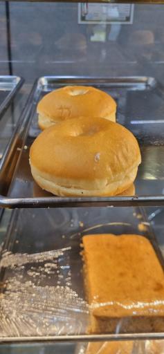 نان و شیرینی گاتا