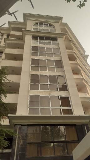 عکس ساختمان مسکونی کلاسیک