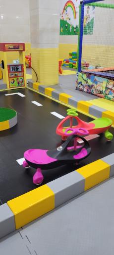 عکس سرزمین بازی ایلیا