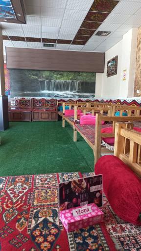 عکس رستوران و سفره خانه سنتی باران