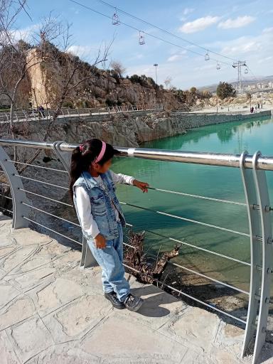 عکس شریف آباد