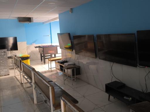 کافه کلاب لاله 