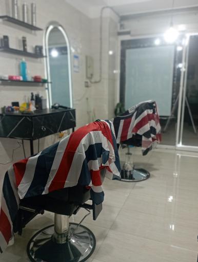 آرایشگاه مردانه آتا