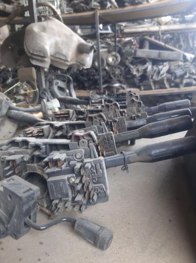 عکس اوراقی و استوک فروشی قطعات لوازم خودرو