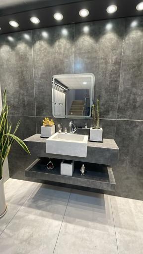 عکس کارگاه برش سرامیک