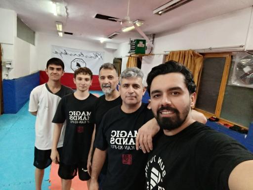 عکس آموزش دفاع شخصی سبک وینگ چون