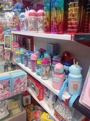 عکس پخش اسباب بازی بامزی لند